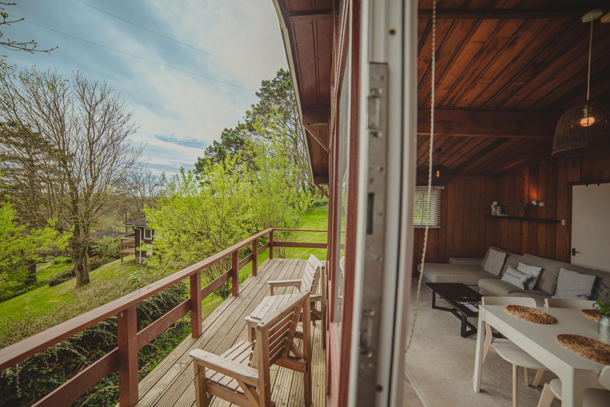 Timber Hill Self Catering Cedar Lodges Broad Haven Exteriör bild